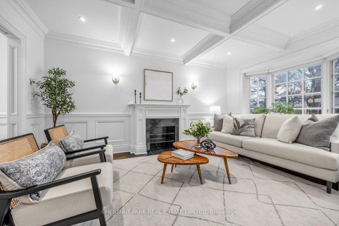 Photo 2 at 122 Randolph Road, Leaside, Toronto