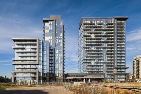 Photo 1 at 204 - 10 Gatineau Drive, Beverley Glen, Vaughan