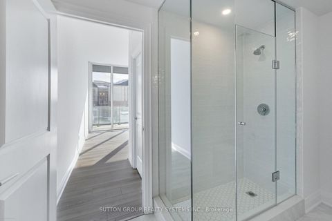 Photo 12 at 204 - 10 Gatineau Drive, Beverley Glen, Vaughan