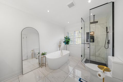 Photo 24 at 37 RAVINE EDGE Drive, Jefferson, Richmond Hill