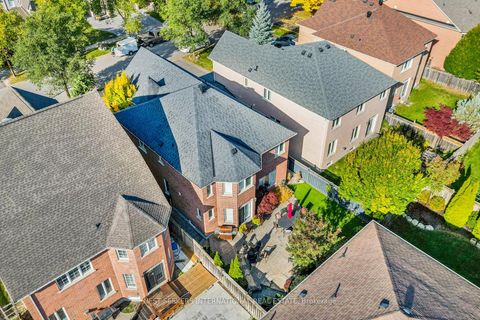 Photo 41 at 37 RAVINE EDGE Drive, Jefferson, Richmond Hill