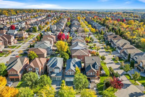 Photo 45 at 37 RAVINE EDGE Drive, Jefferson, Richmond Hill