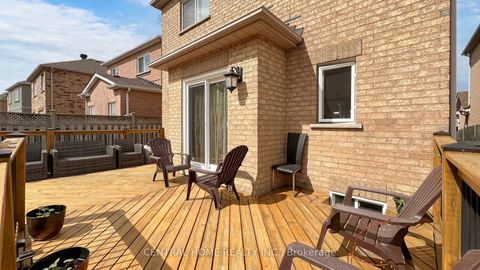 Photo 25 at 401 Cranston Park Avenue, Maple, Vaughan