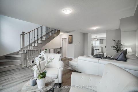 Photo 10 at 18 Jerome Way, Bowmanville, Clarington