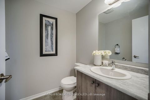 Photo 11 at 18 Jerome Way, Bowmanville, Clarington