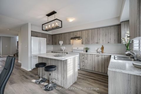 Photo 13 at 18 Jerome Way, Bowmanville, Clarington