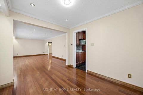 Photo 10 at 46 Tidefall Drive, L'Amoreaux, Toronto