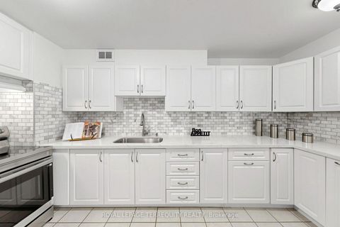 Photo 8 at 1410 - 455 Sentinel Road, York University Heights, Toronto