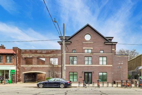 Photo 1 at 756 Annette Street, Bloor West Village, Toronto