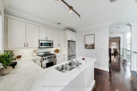 Photo 19 at 756 Annette Street, Bloor West Village, Toronto