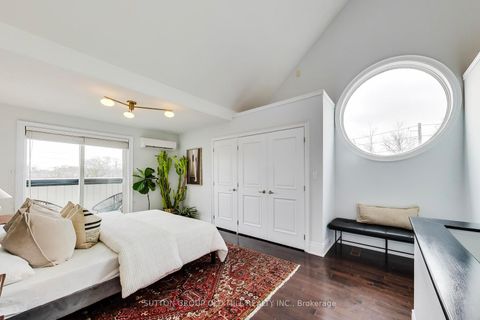 Photo 32 at 756 Annette Street, Bloor West Village, Toronto