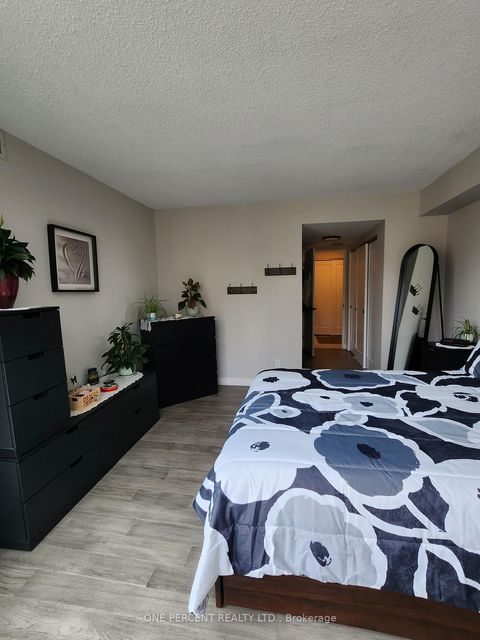 Photo 16 at 311 - 150 Dunlop Street E, City Centre, Barrie