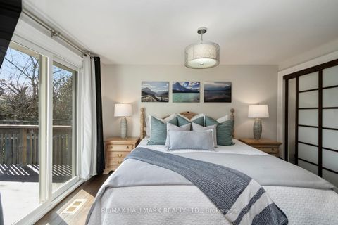 Photo 20 at 37 Lewin Crescent, South East, Ajax