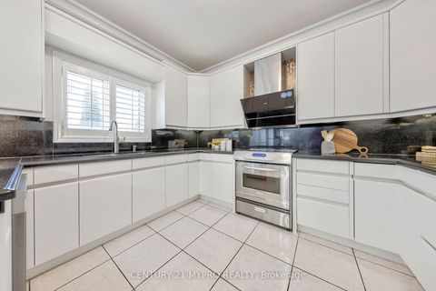 Photo 15 at 128 selwyn Road, Jefferson, Richmond Hill