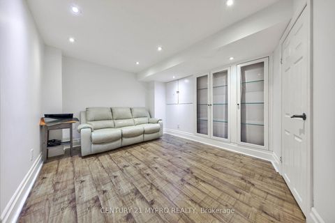 Photo 32 at 128 selwyn Road, Jefferson, Richmond Hill