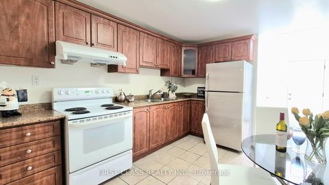 Photo 7 at 356 Wallace Avenue, Junction, Toronto