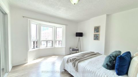 Photo 16 at 356 Wallace Avenue, Junction, Toronto