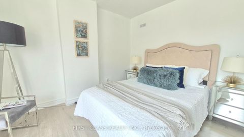 Photo 17 at 356 Wallace Avenue, Junction, Toronto