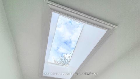 Photo 19 at 356 Wallace Avenue, Junction, Toronto