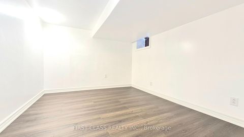 Photo 26 at 356 Wallace Avenue, Junction, Toronto