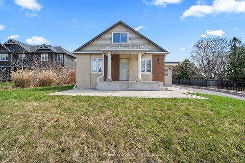 Photo 1 at 472 Main Street, Schomberg, King