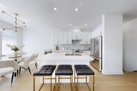 Photo 9 at 10 Palmira Drive, Sutton & Jackson's Point, Georgina