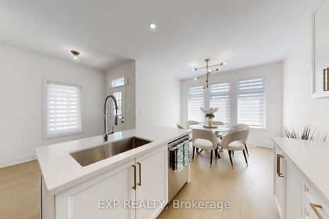 Photo 12 at 10 Palmira Drive, Sutton & Jackson's Point, Georgina