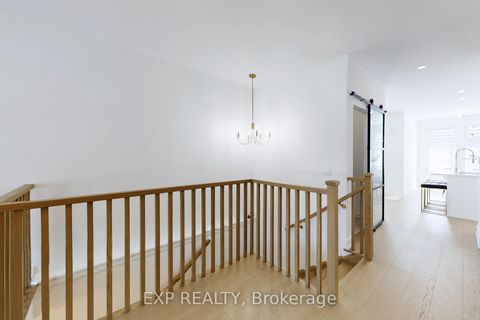 Photo 28 at 10 Palmira Drive, Sutton & Jackson's Point, Georgina