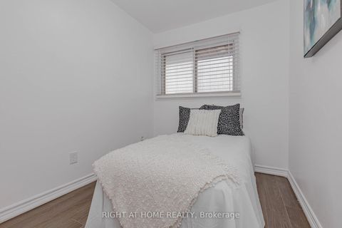 Photo 33 at 3 - 40 Rexdale Boulevard, Kipling, Toronto