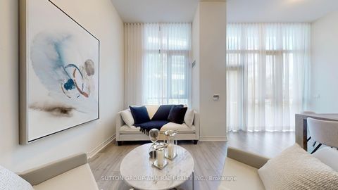 Photo 9 at Th 101 - 39 Annie Craig Drive, Mimico, Toronto