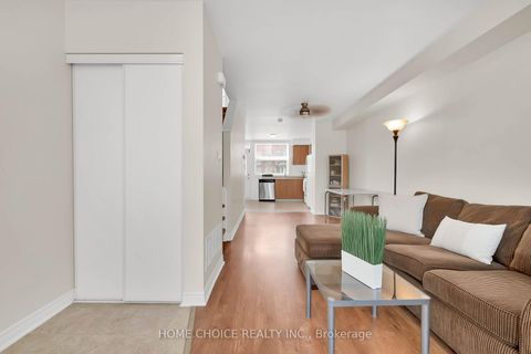 Photo 3 at 121 - 10 Fairwood Crescent, West Hill, Toronto