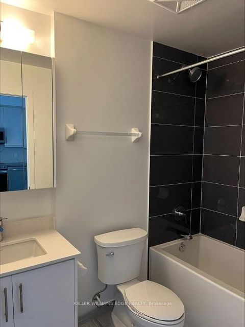 Photo 4 at 706 - 95 Oneida Crescent, Langstaff, Richmond Hill