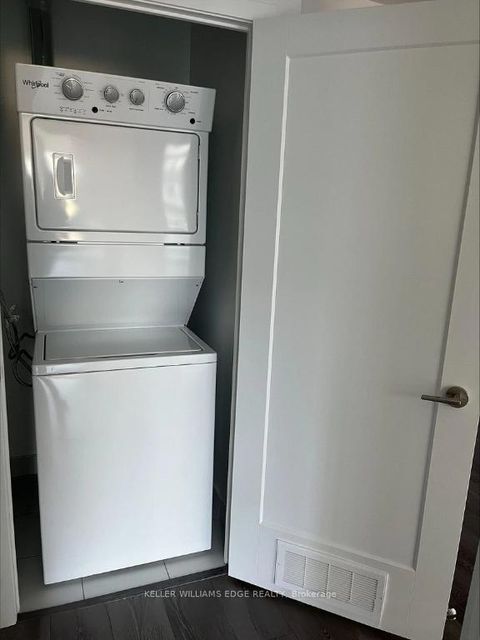 Photo 5 at 706 - 95 Oneida Crescent, Langstaff, Richmond Hill