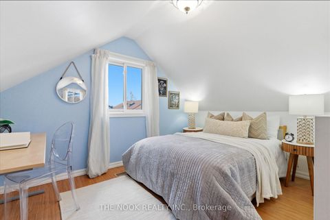 Photo 30 at 24 Birch Crescent, Central, Ajax