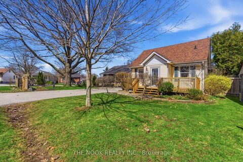 Photo 40 at 24 Birch Crescent, Central, Ajax