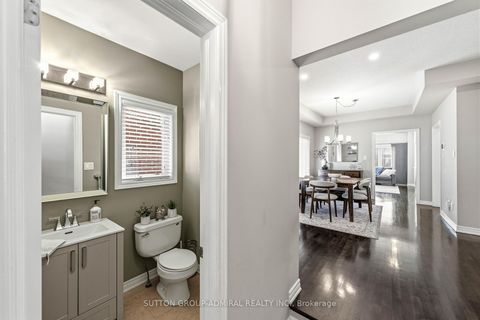 Photo 4 at 141 Lauderdale Drive, Patterson, Vaughan