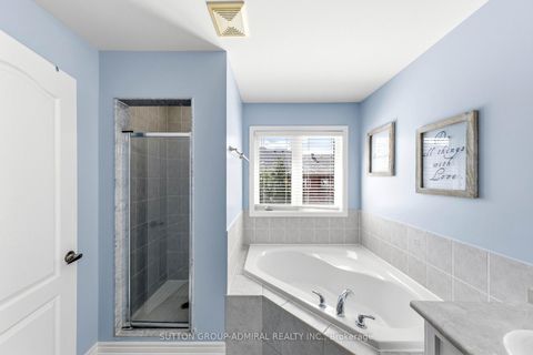 Photo 20 at 141 Lauderdale Drive, Patterson, Vaughan