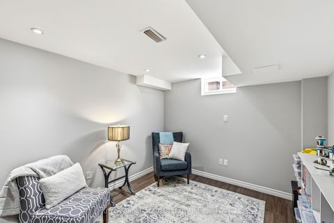 Photo 29 at 141 Lauderdale Drive, Patterson, Vaughan