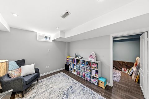 Photo 30 at 141 Lauderdale Drive, Patterson, Vaughan