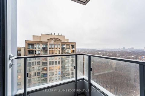 Photo 5 at 1307 - 395 Bloor Street E, South St. James Town, Toronto