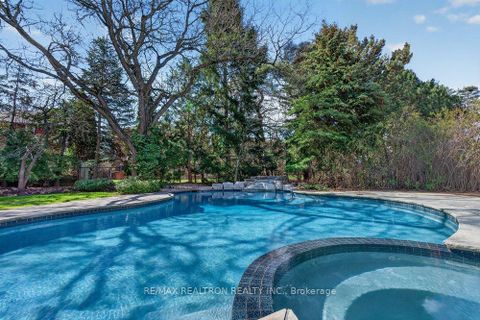 Photo 3 at 75 Arnold Avenue, Yorkhill, Vaughan