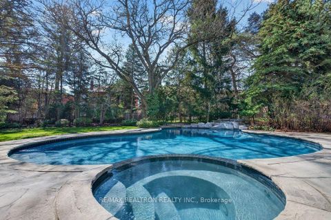 Photo 4 at 75 Arnold Avenue, Yorkhill, Vaughan