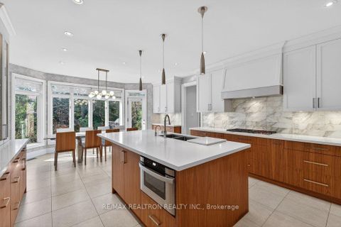 Photo 33 at 75 Arnold Avenue, Yorkhill, Vaughan