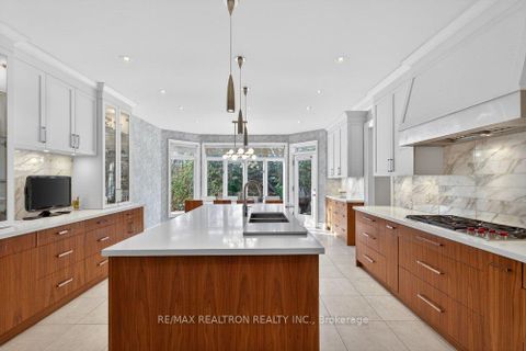 Photo 36 at 75 Arnold Avenue, Yorkhill, Vaughan