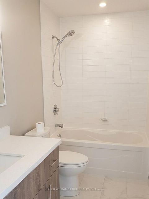 Photo 5 at 1013 - 21 Nelson Street, Waterfront Communities C1, Toronto