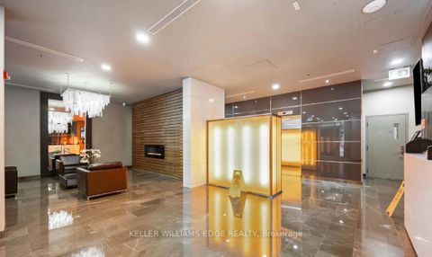 Photo 11 at 1013 - 21 Nelson Street, Waterfront Communities C1, Toronto