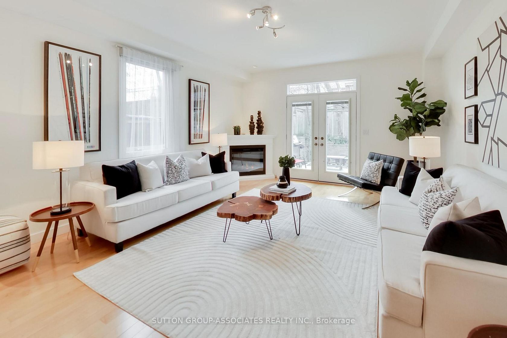 80A Robina Avenue, Oakwood Village, Toronto photo number 2