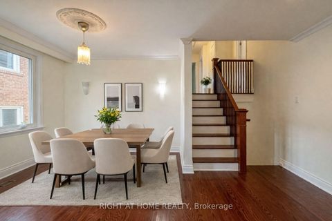 Photo 3 at 15 Foursome Crescent, Windfields, Toronto