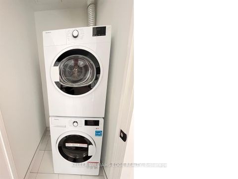 Photo 8 at 3010 - 5 Defries Street, Regent Park, Toronto