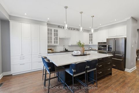 Photo 7 at 117 Point Hope Place, Port Whitby, Whitby